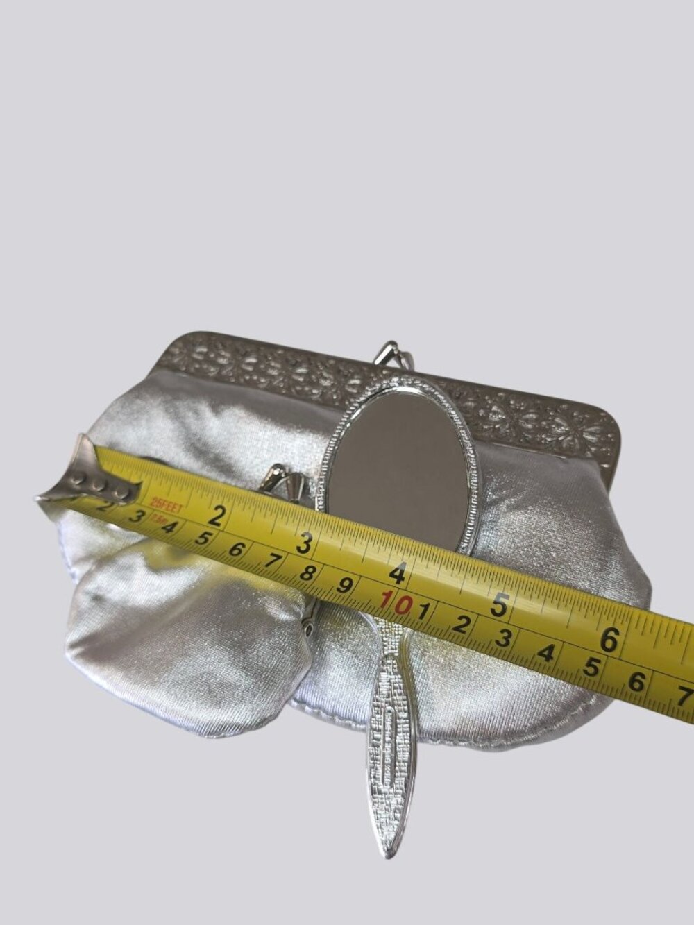 NOS Vintage Silver Kiss Lock Cosmetic Bag Coin Purse Keychain & Mirror - Picture 6 of 8